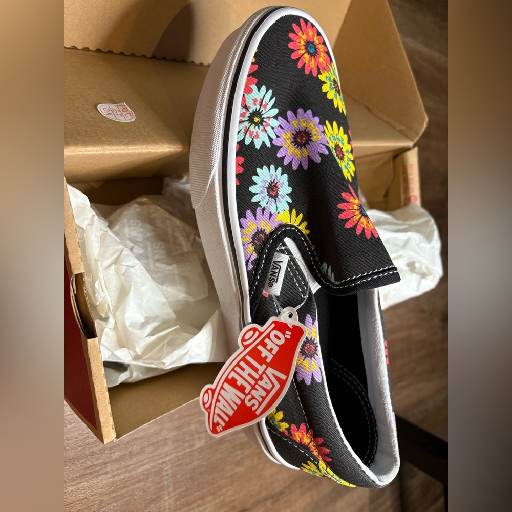 Vans Slip-On Sneakers - Black with Floral Design